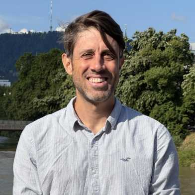 PoC grantee Prof. Lucio Isa with guest scientist Dr. Federico Paratore